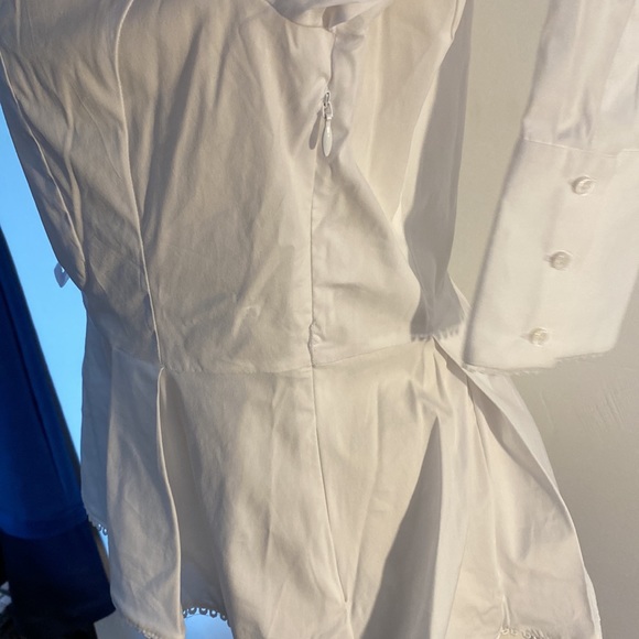Zara white fitted blouse size medium. Missing two buttons. - Picture 10 of 13